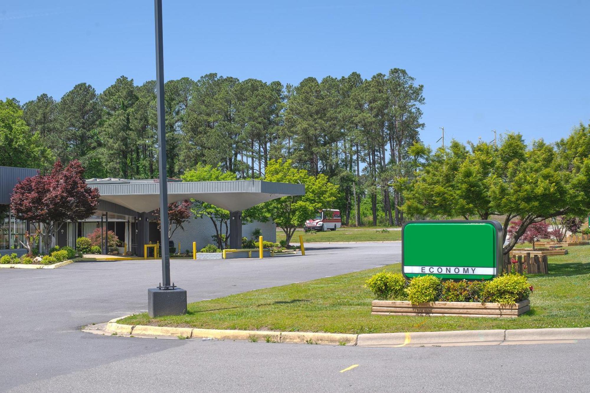Masters Inn Selma Smithfield I-95 By Oyo エクステリア 写真